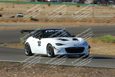 media/Oct-01-2022-Team Topak Racing (Sat) [[f860fb51be]]/4-Inter Low 1/session 1 turn 3/